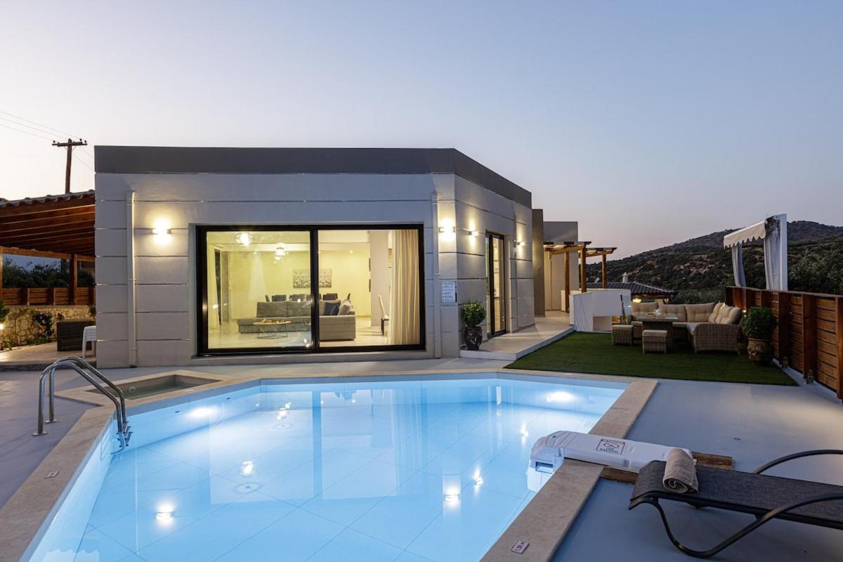 Villa Chnaris - Private Pool And Sauna Perama  Extérieur photo